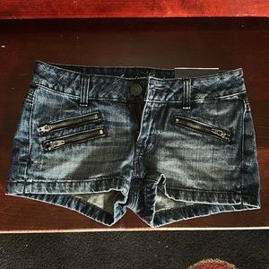 00 Shortie American Eagle Shorts